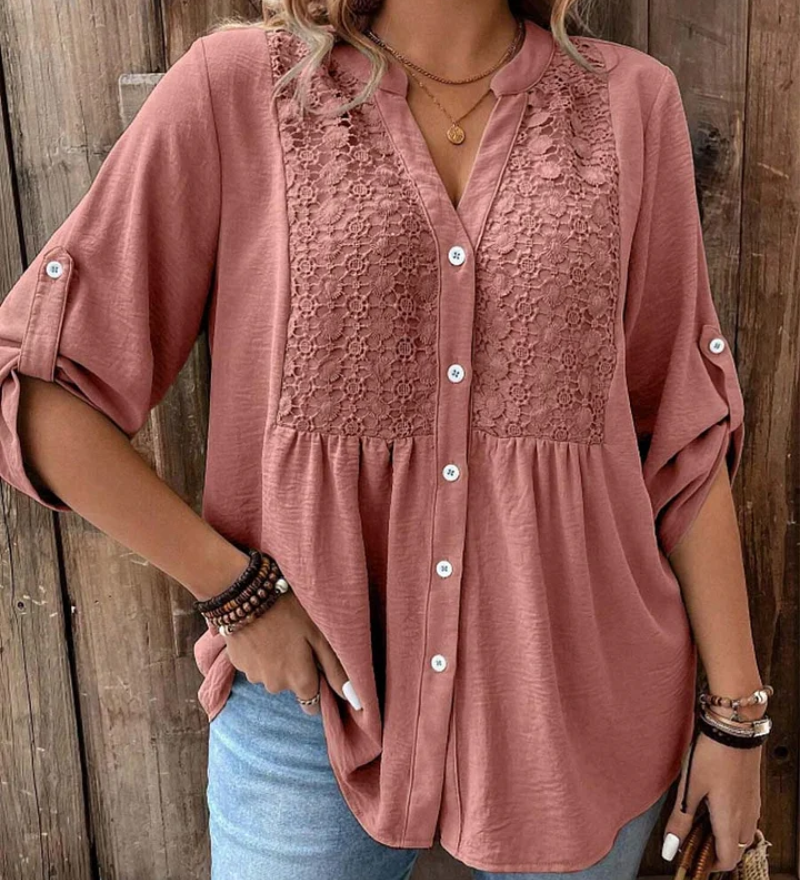 Noor | Blouse met V-hals en knopen